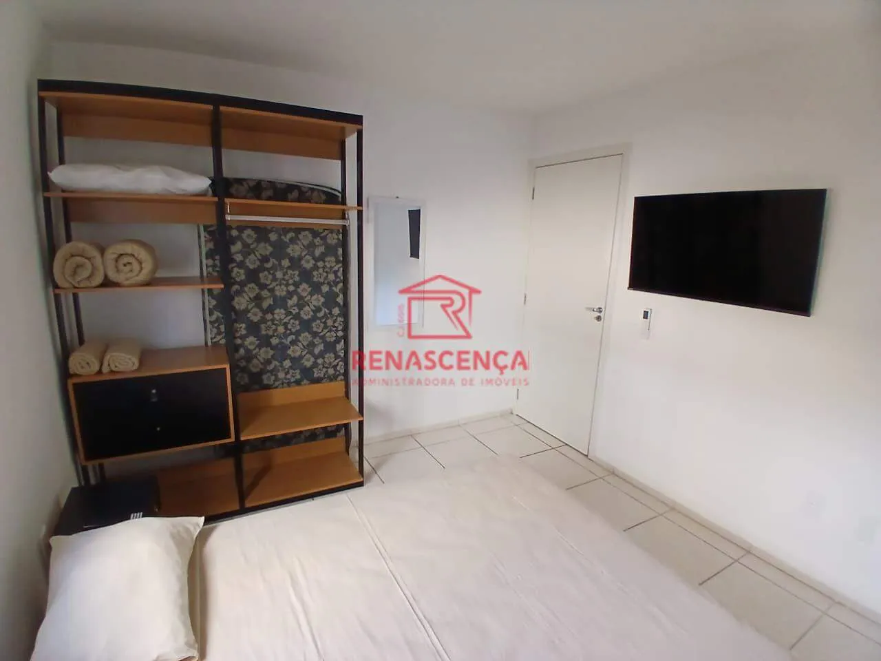 Apartamento amueblado de 2 dormitorios y cocina integrada — photo 7