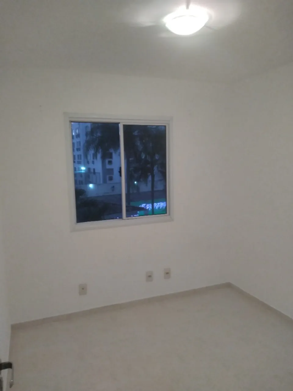 2-bedroom apartment in a building with a gym — photo 11