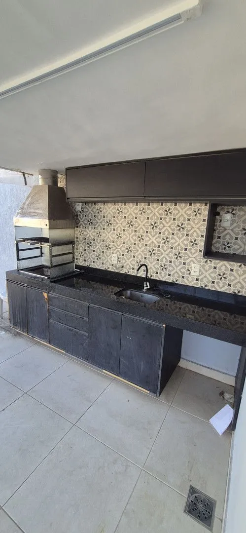 Furnished house, 469 m², with floor-to-ceiling windows — photo 21