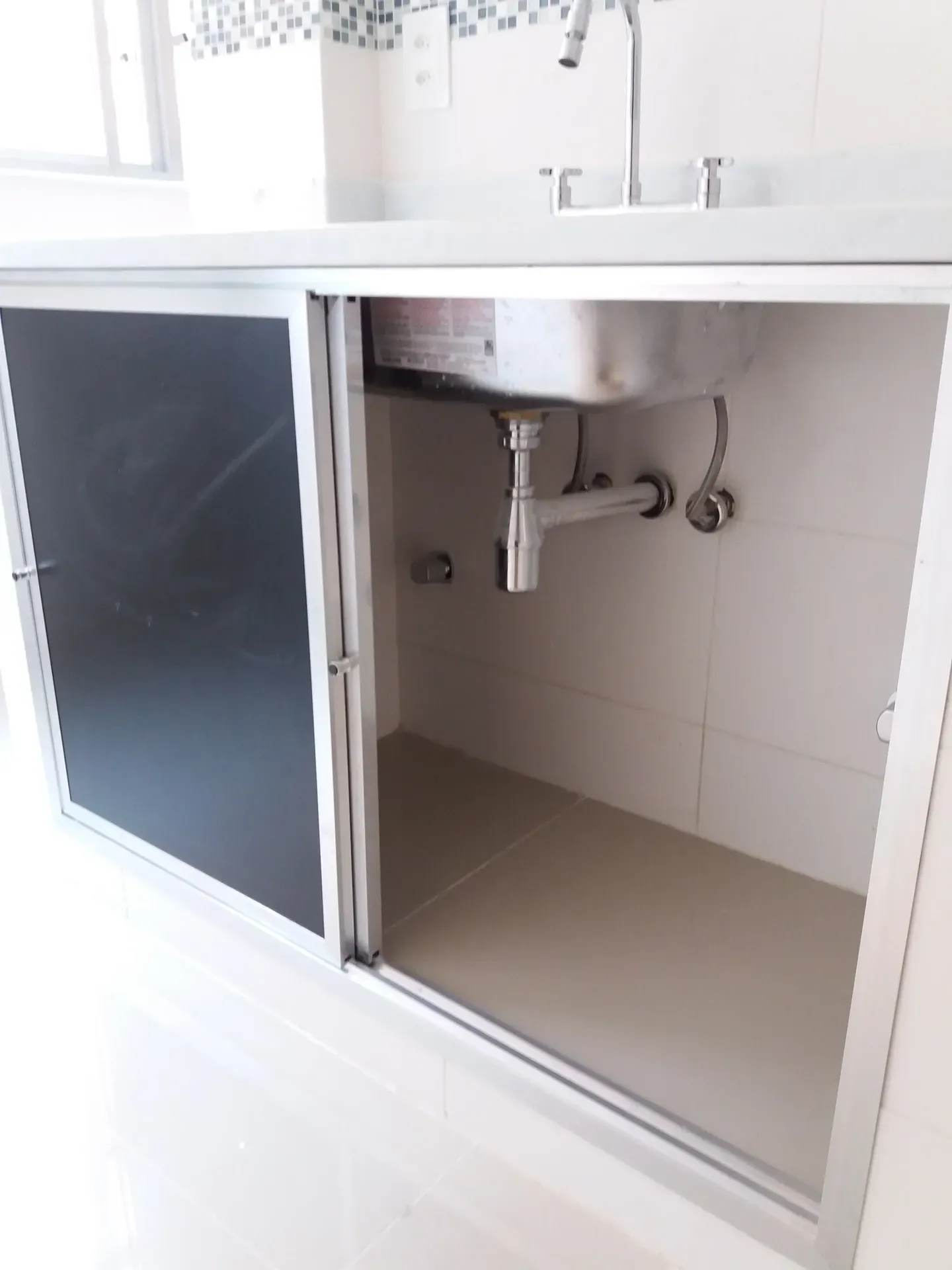 3-bedroom apartment, 1 with its own bathroom, 80 m² — photo 10