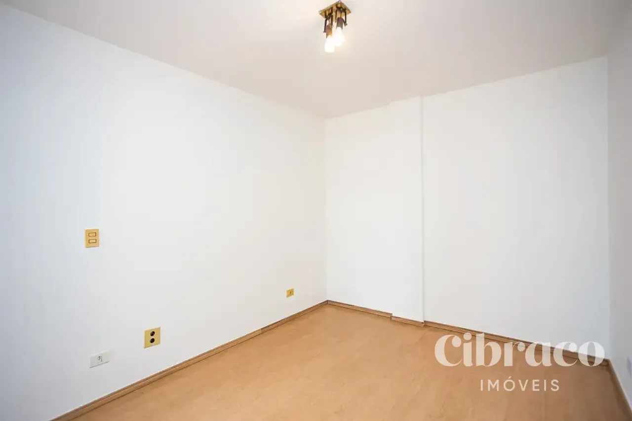 147 m² apartment with 3 bedrooms, 1 en-suite, 2 parking — photo 14
