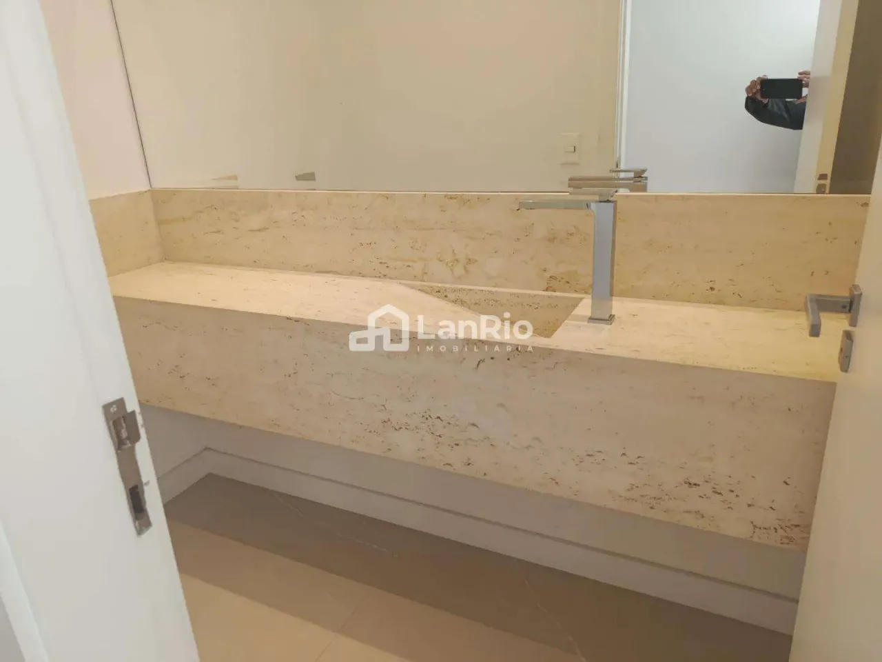 Casa com 5 quartos e 5 suítes, com varanda — photo 14