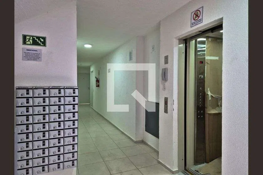 2-bedroom apartment in a building with a gym — photo 27
