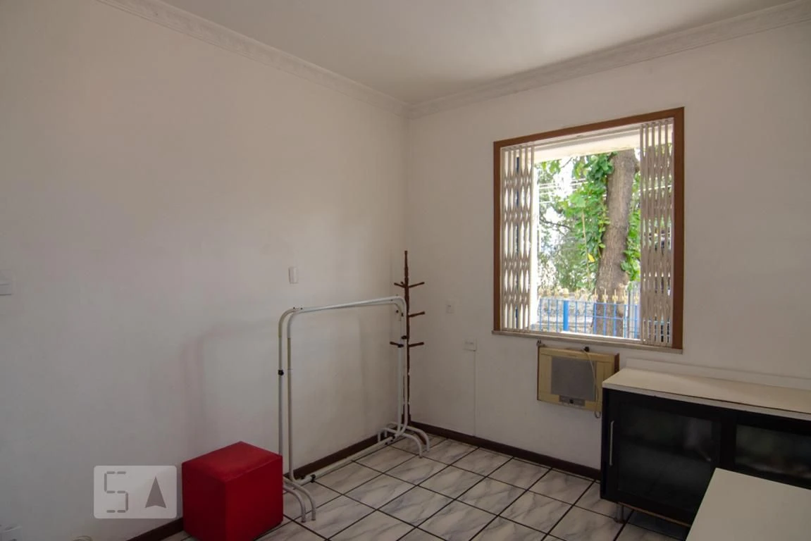Furnished apartment with 2 bedrooms and 2 bathrooms — photo 18