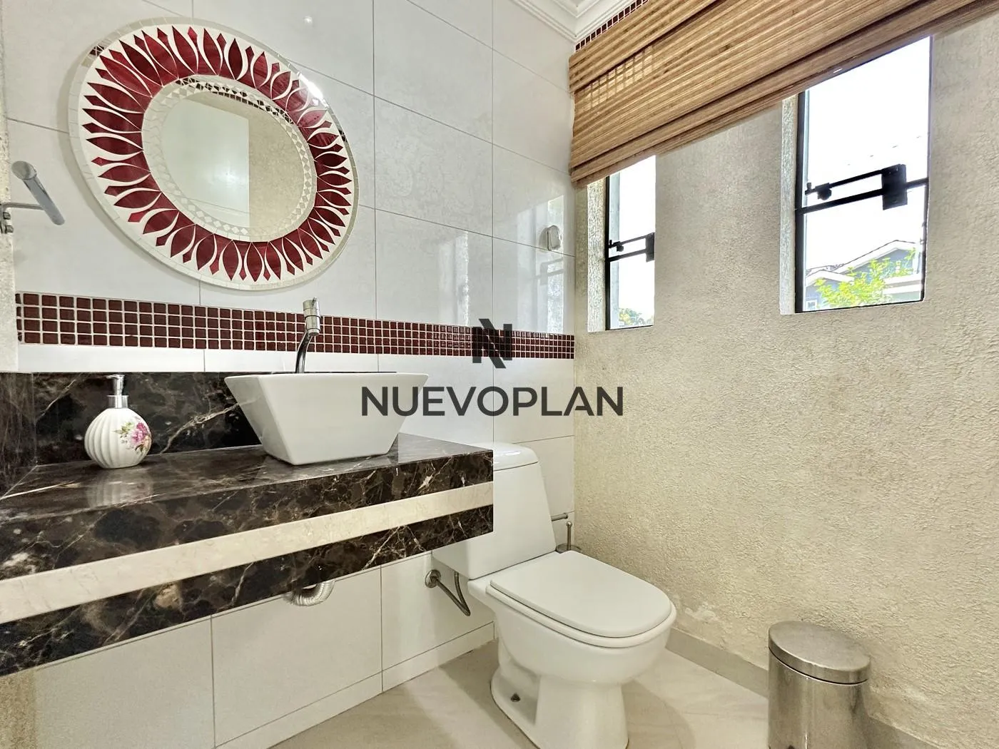 Furnished house, 276 m², with a home office — photo 45