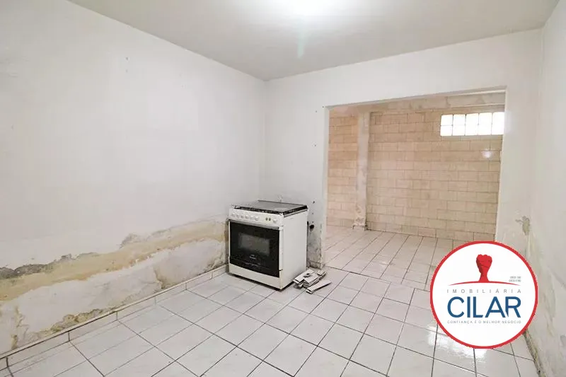 Unfurnished house with 4 bedrooms and 5 bathrooms — photo 43