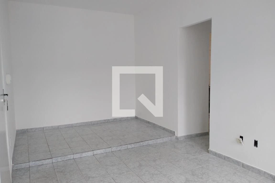 2-bedroom apartment in a building with a pool — photo 68