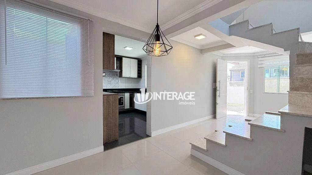 3-bedroom house with a grill on the balcony in Curitiba — photo 30