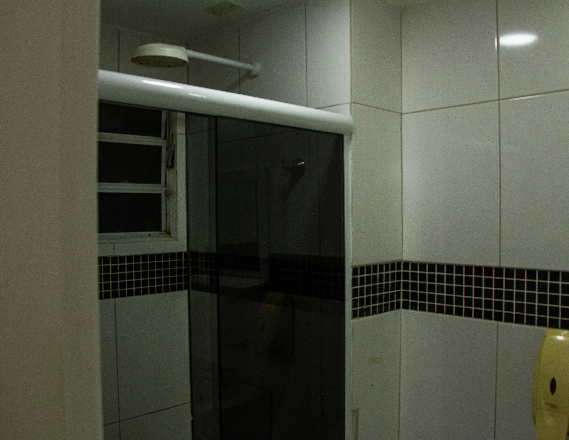 2-bedroom apartment with an open-plan kitchen — photo 15