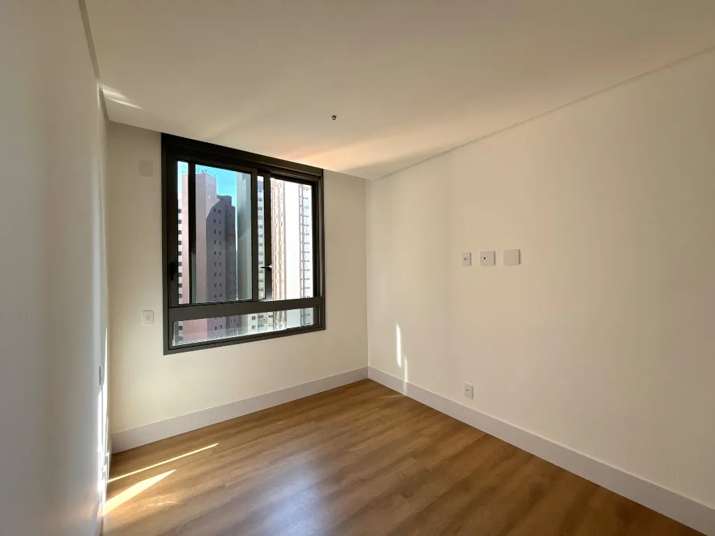 Apartamento mobiliado com 3 dormitórios e cozinha conceito aberto — photo 33