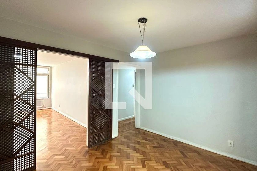 Деревянный пол или ламинат и 3 спальни: квартира 114 м² — photo 25