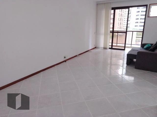 Apartamento de 70 m² com máquina de lavar e banheira — photo 6