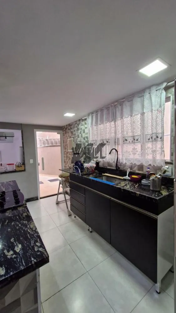 House with 3 bedrooms and an open-plan gas kitchen — photo 18
