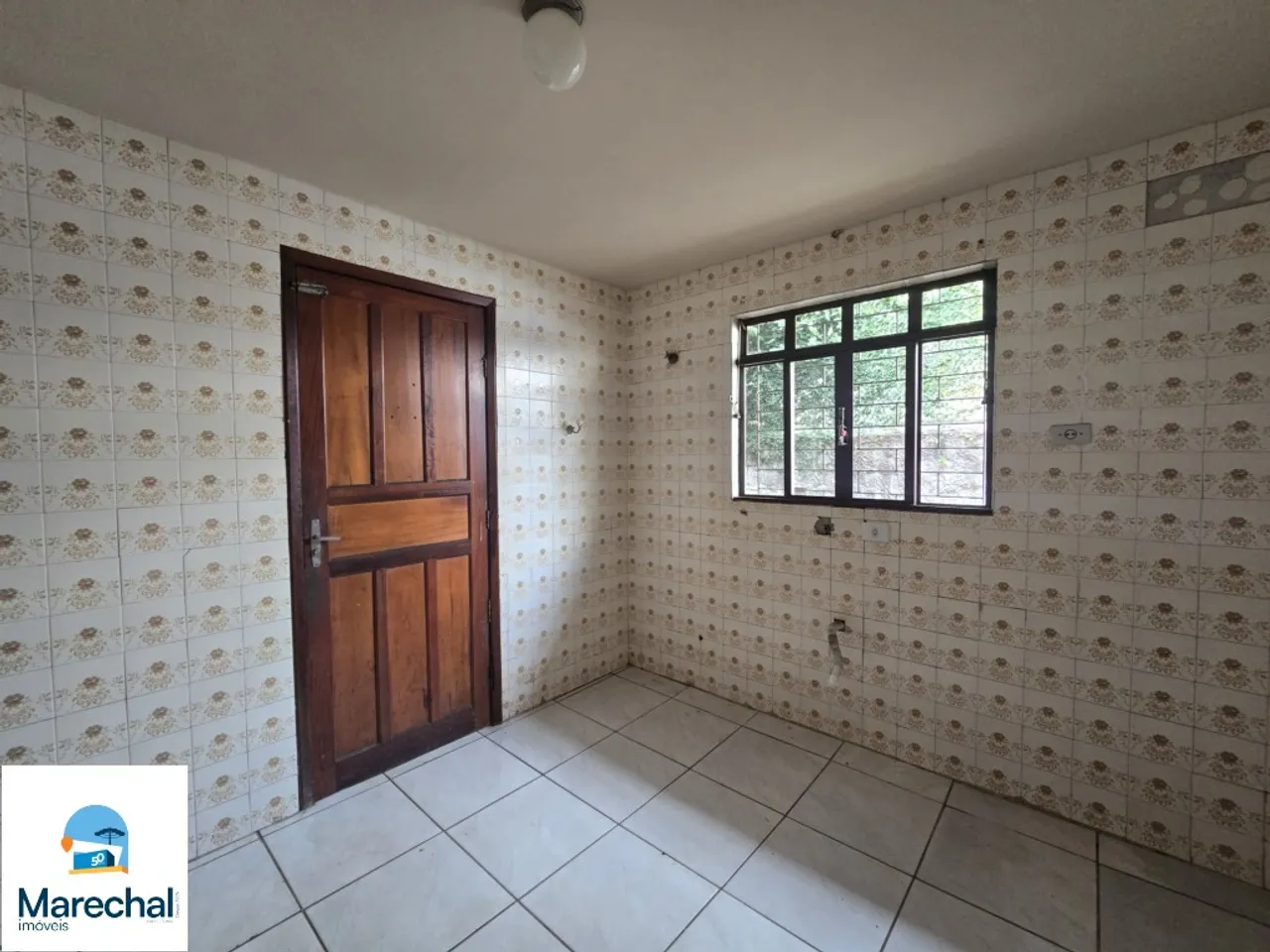 House with 3 bedrooms, 1 en-suite and 4 parking spots — photo 5