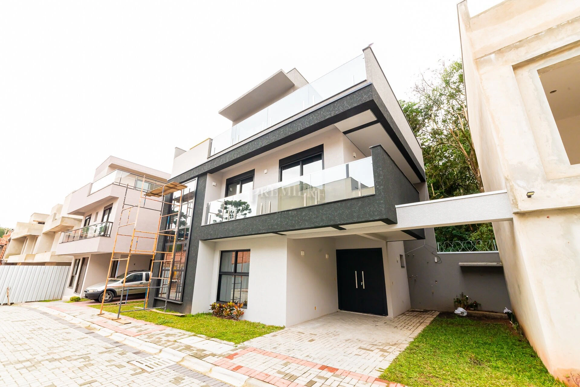 House for rent with 3 bedrooms and 4 bathrooms — photo 2