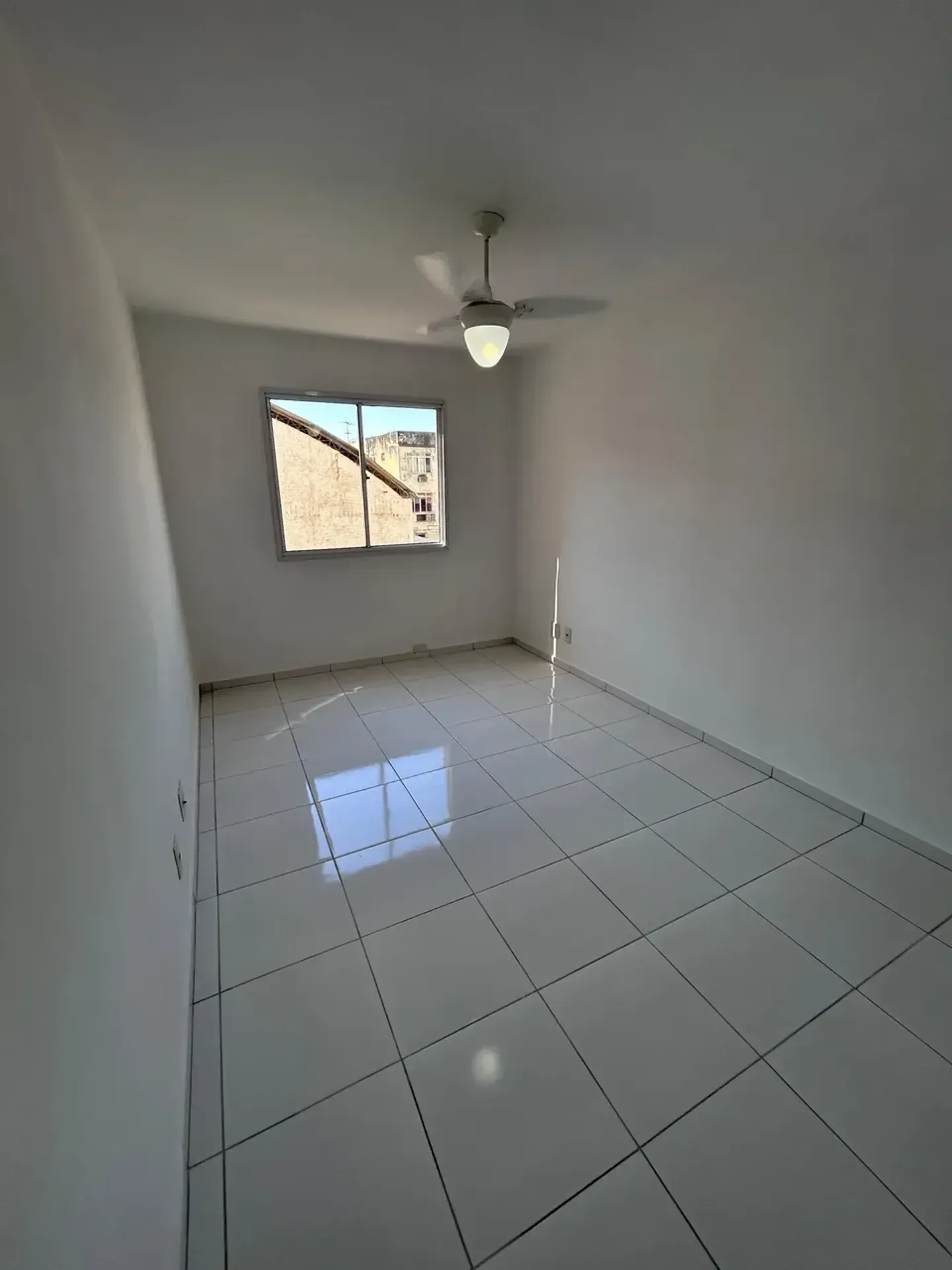Apartamento de 3 quartos com cozinha americana e varanda — photo 27