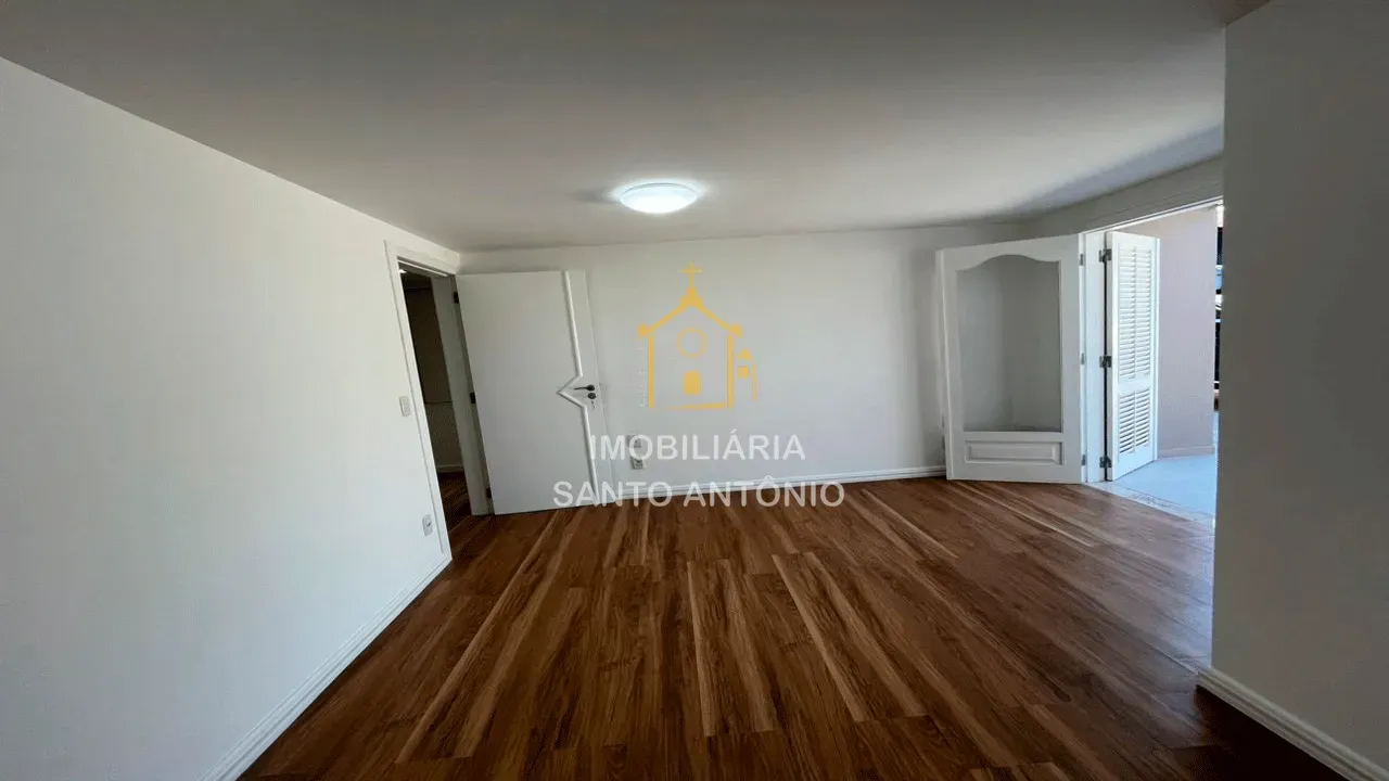 Меблированный дом: 3 спальни, 2 сьюта, 350 м² — photo 19