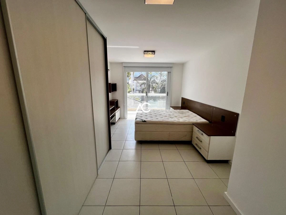 Casa de aluguel com 4 suítes e 270 m² — photo 38