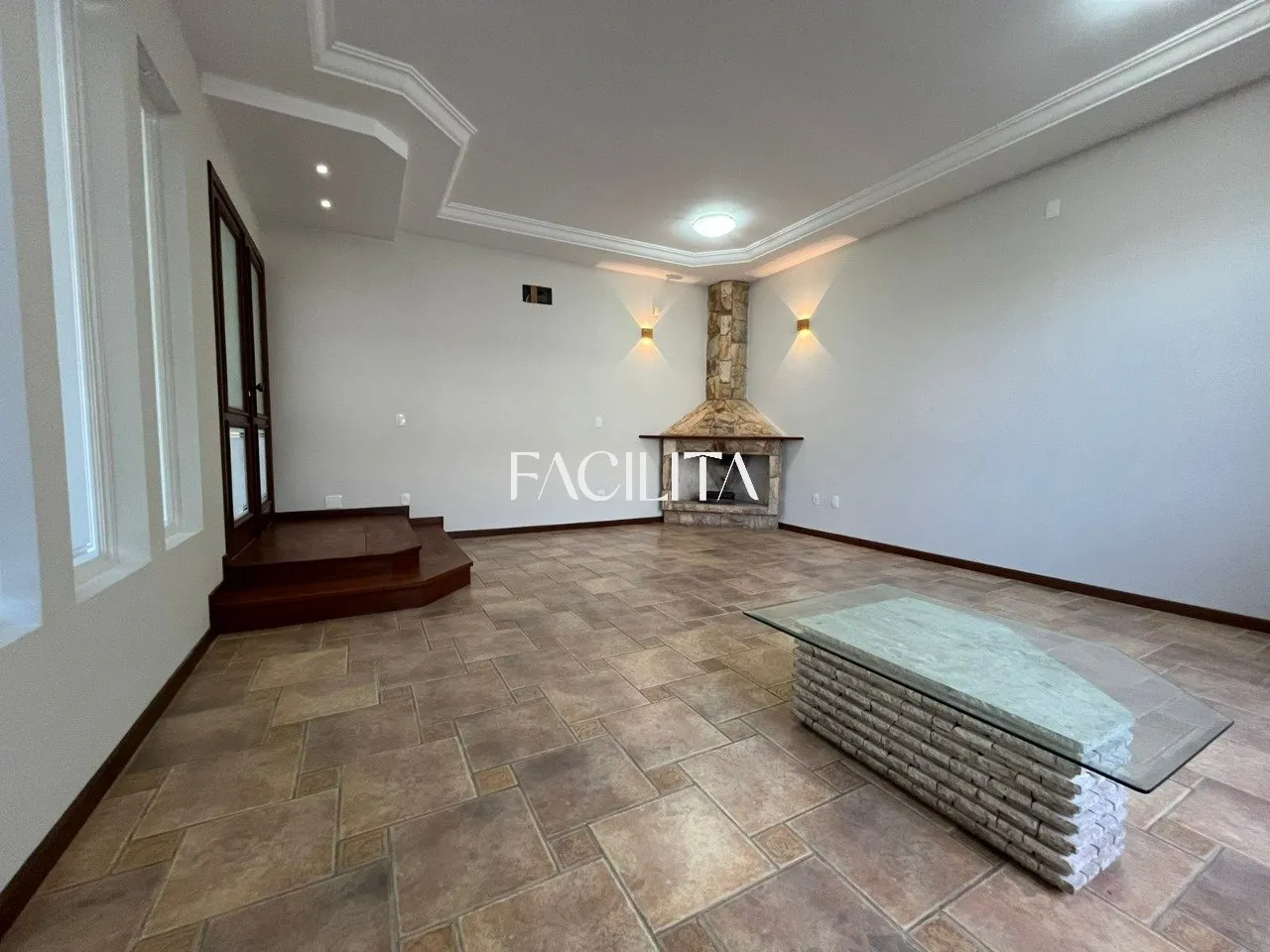 Furnished 456 m² house with 3 en-suite bedrooms and pool — photo 37