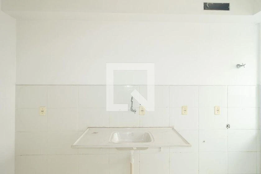 2-bedroom apartment with open-plan kitchen and en-suite — photo 32