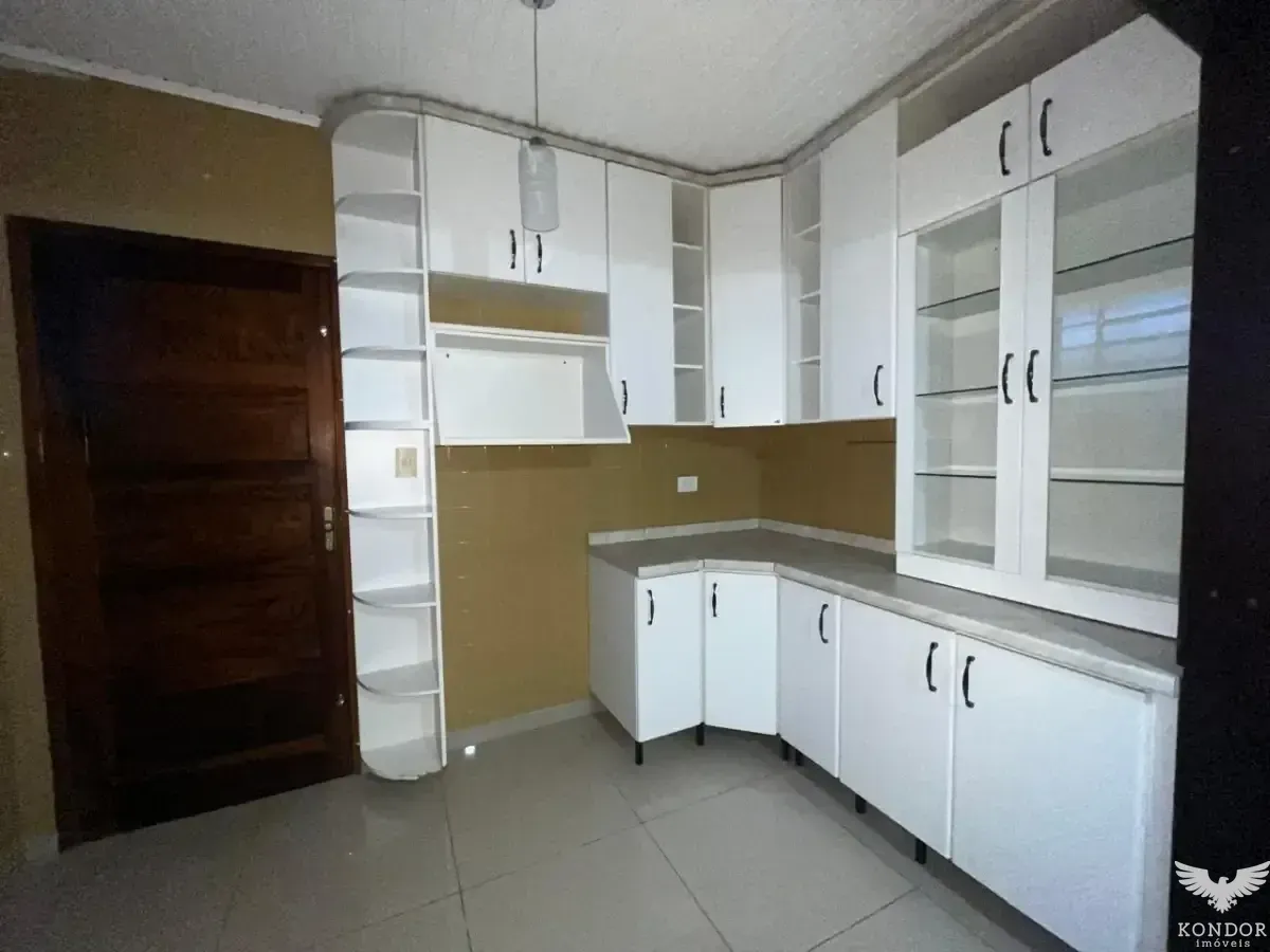 Single-level house with 220 m², 3 bedrooms and BBQ — photo 32
