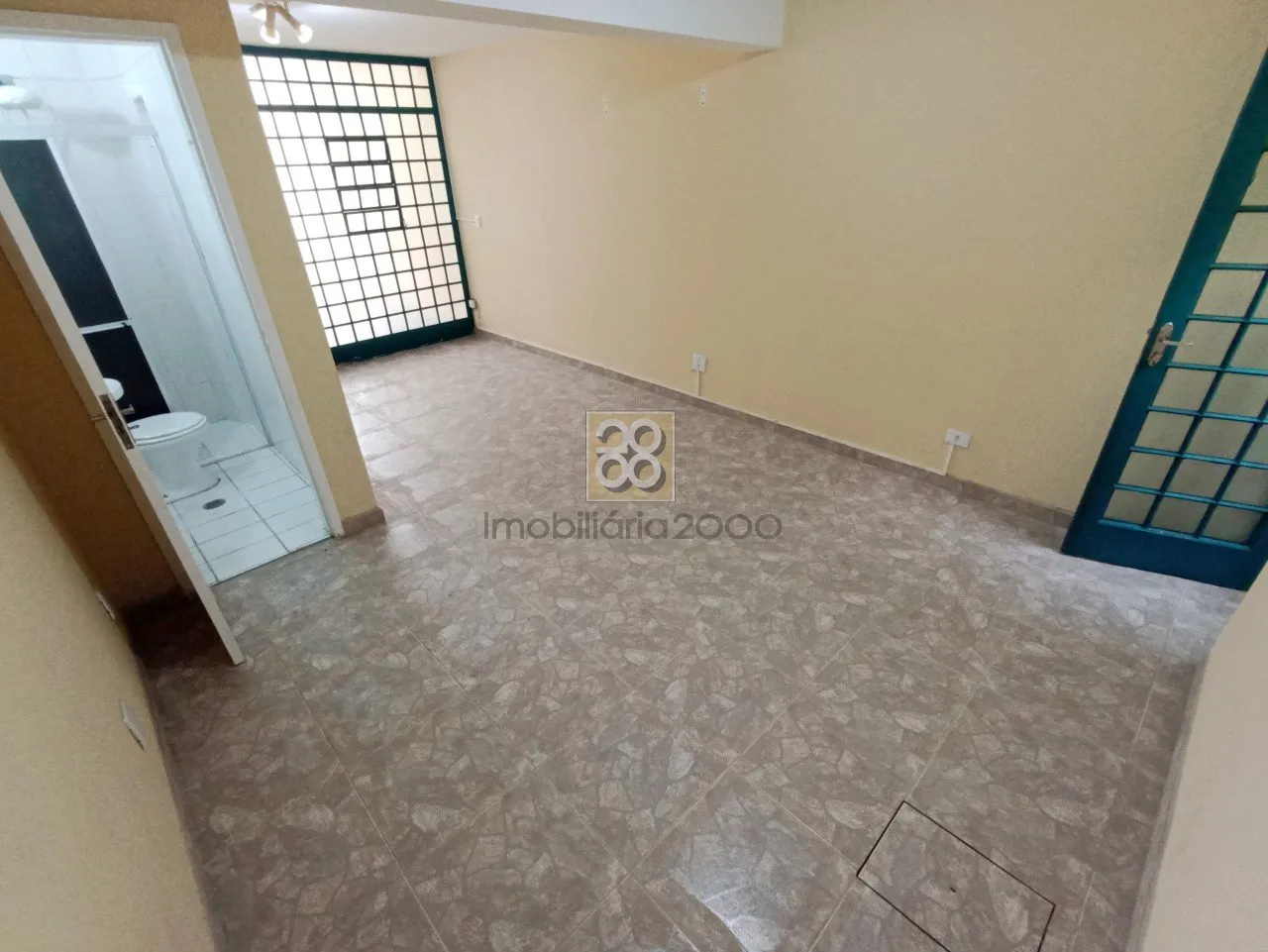 3-bedroom house with a washing machine in Curitiba — photo 20