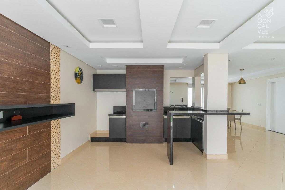 4-bedroom house with floor-to-ceiling windows in Curitiba — photo 23