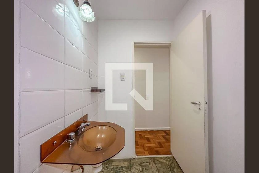 170 m² apartment with 3 bedrooms and a suite — photo 17
