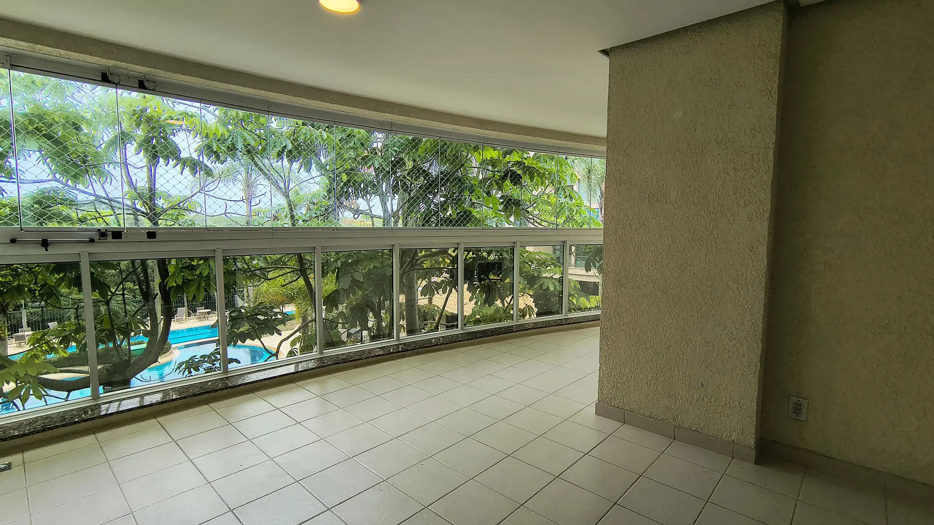 Departamento con balcón cerrado con vidrio en Rio de Janeiro — photo 11