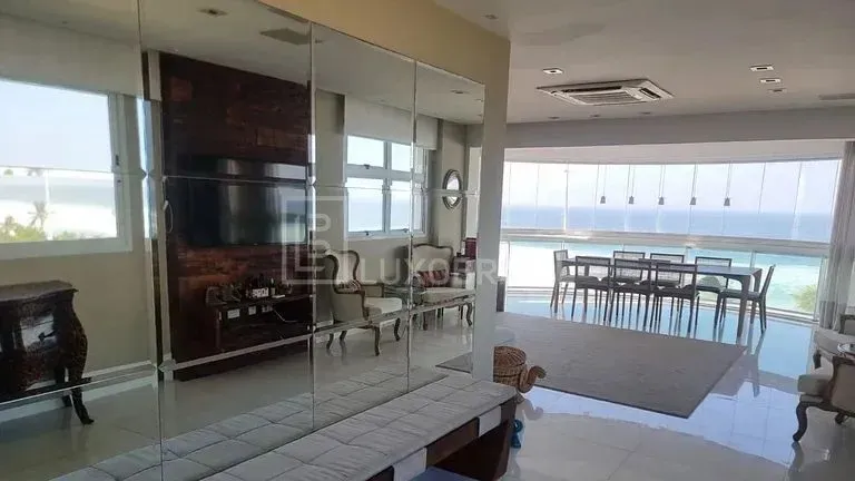 Furnished apartment with 3 bedrooms and water view — photo 17