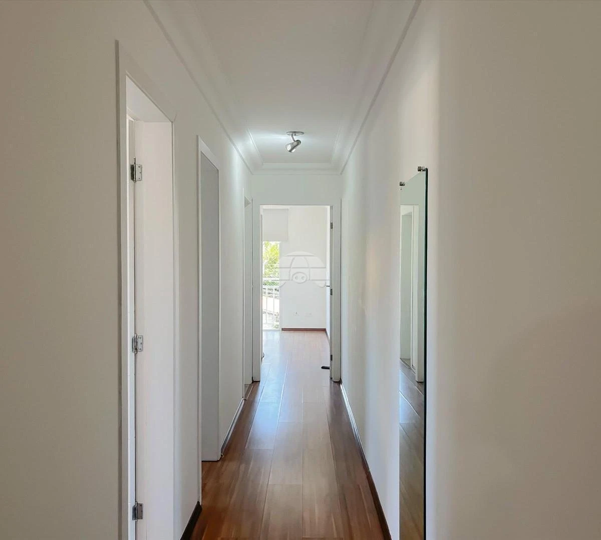 3-bedroom apartment with a home office in Curitiba — photo 34