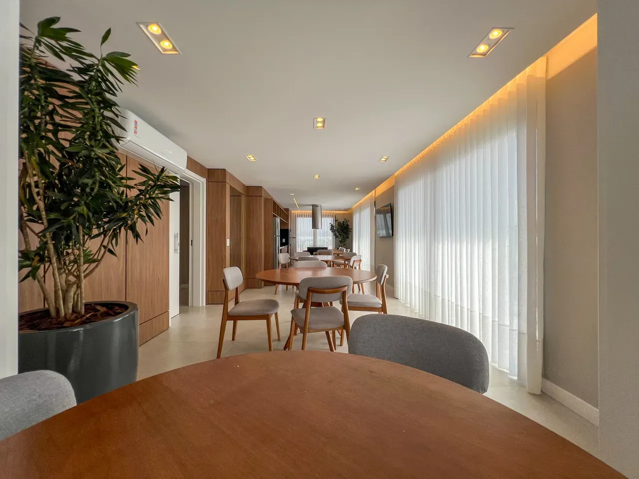 Apartamento, 26 m², com piso de madeira ou laminado — photo 16