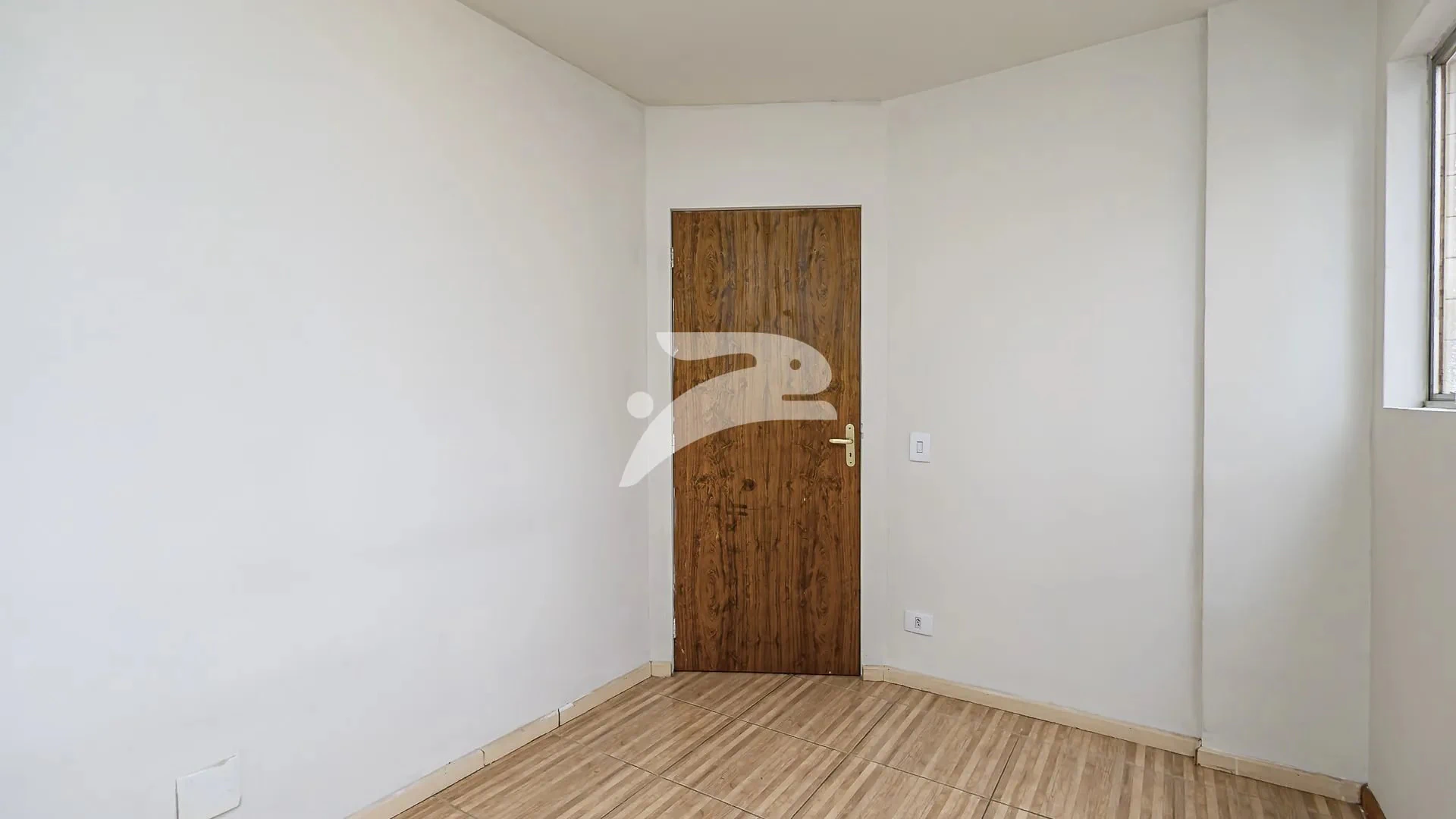 Apartamento de 2 quartos com 56 m² e cozinha separada — photo 23