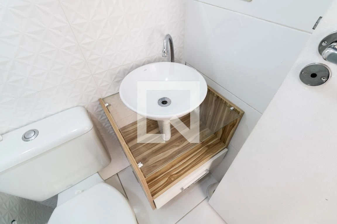 Деревянный пол или ламинат и 2 спальни: квартира 44 м² — photo 38