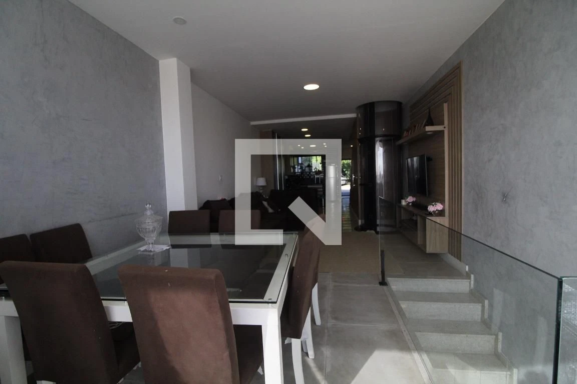 Furnished house with 4 en-suite bedrooms and private garden — photo 39