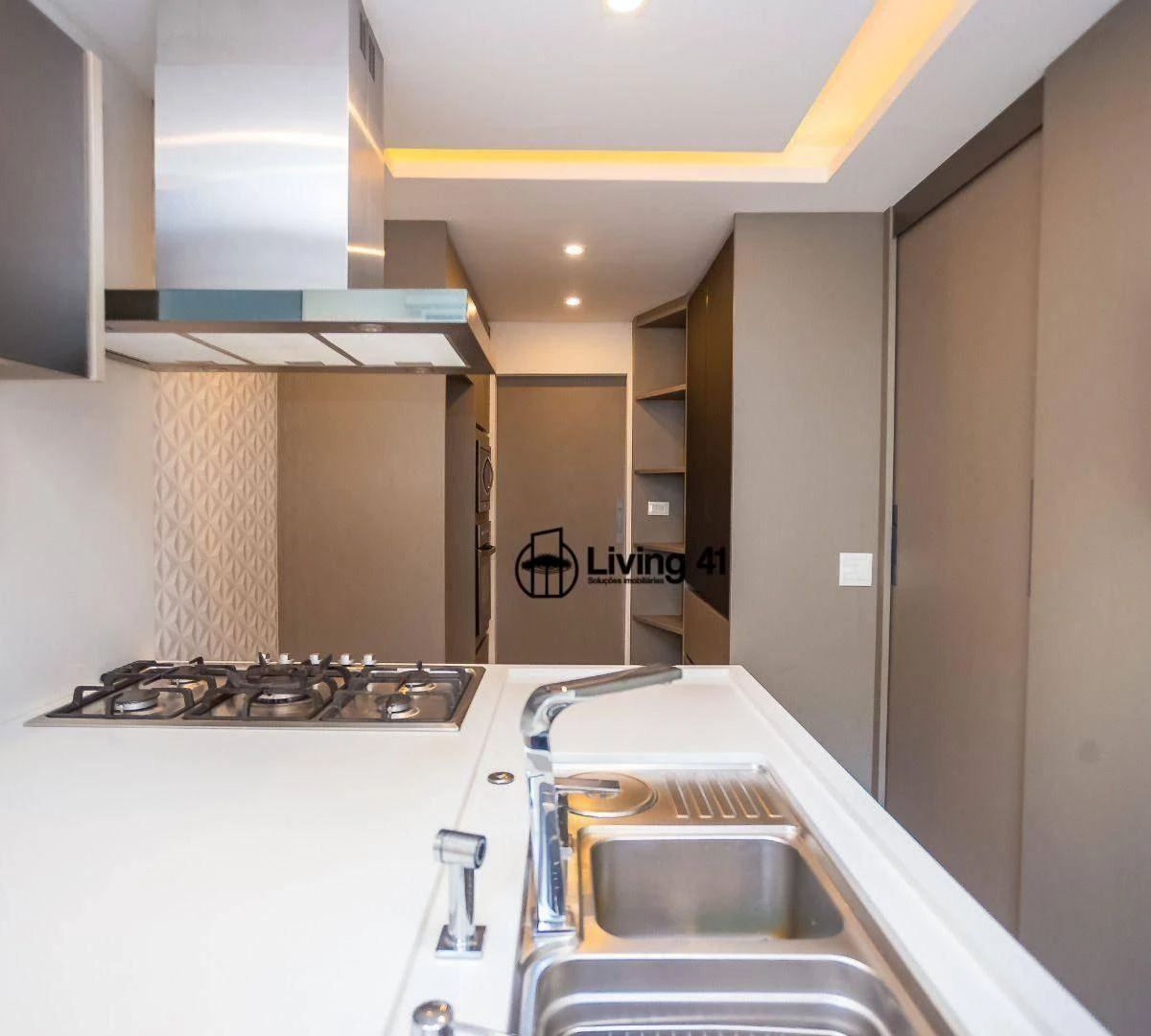 Apartamento de 332 m² com 2 suítes e varanda — photo 3