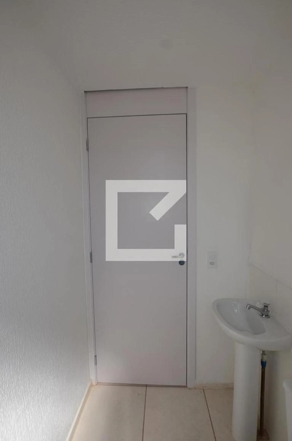 Apartamento sin muebles con 2 dormitorios y 1 plaza — photo 11