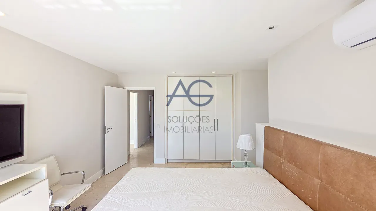 Duplex penthouse with 1 bedroom and open views — photo 18