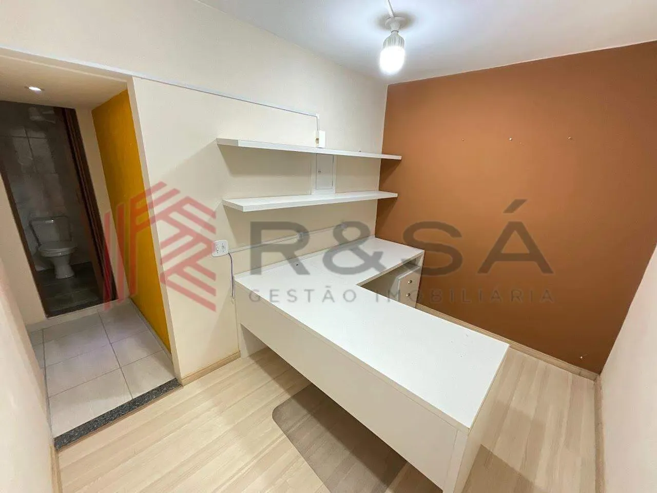 Apartamento de 1 dormitorio con 1 baño y calentador a gas — photo 2