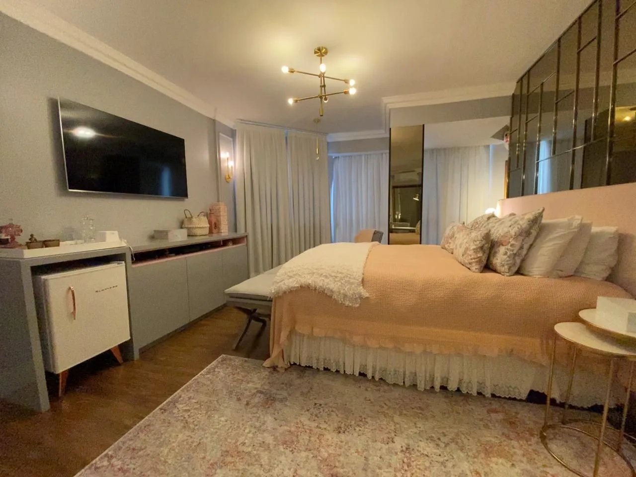Квартира 300 м² з 3 спальнями-сюїтами та 2 місцями паркування — photo 7