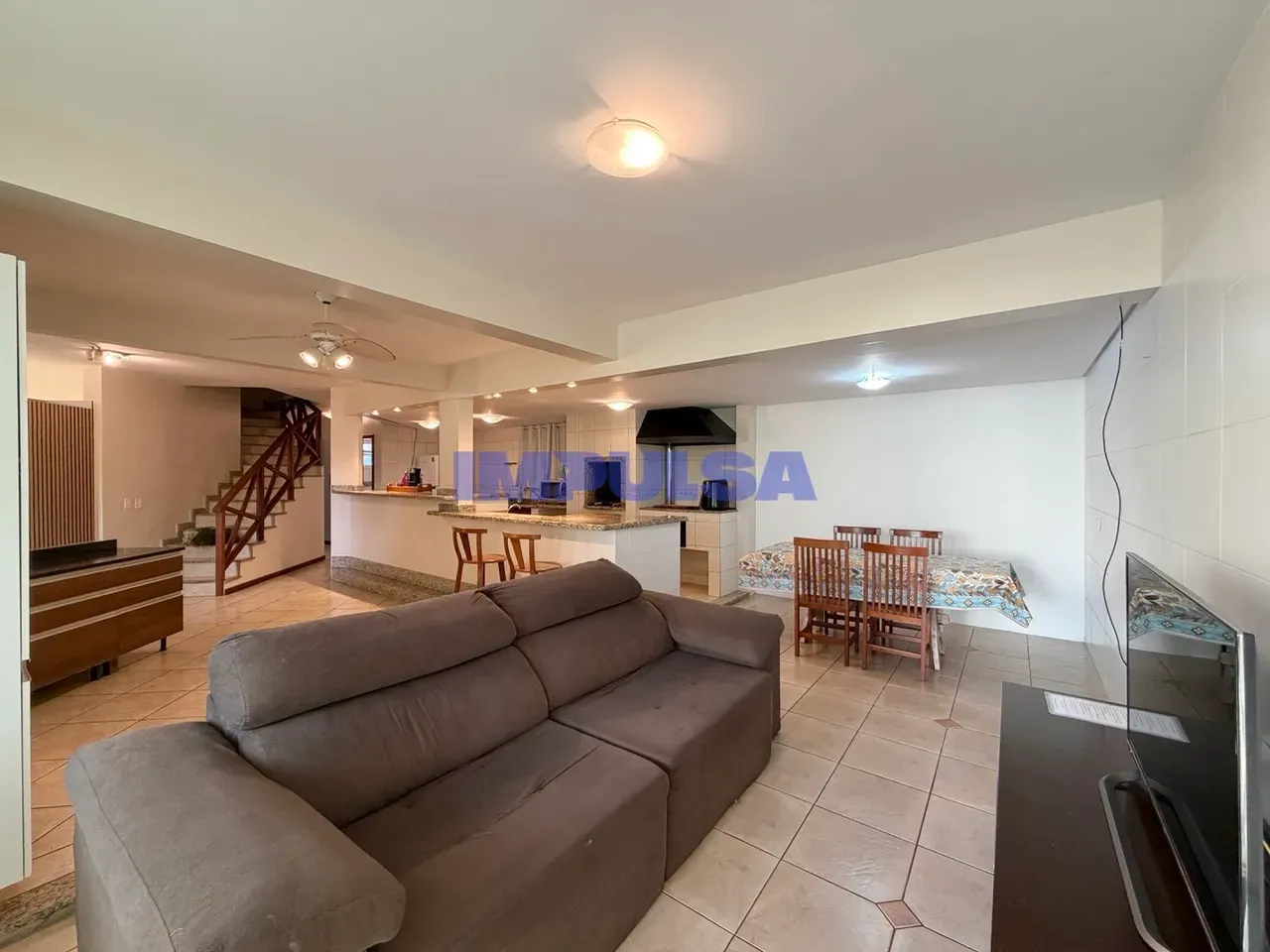 Furnished single-story house with 1 bedroom and open kitchen — photo 10