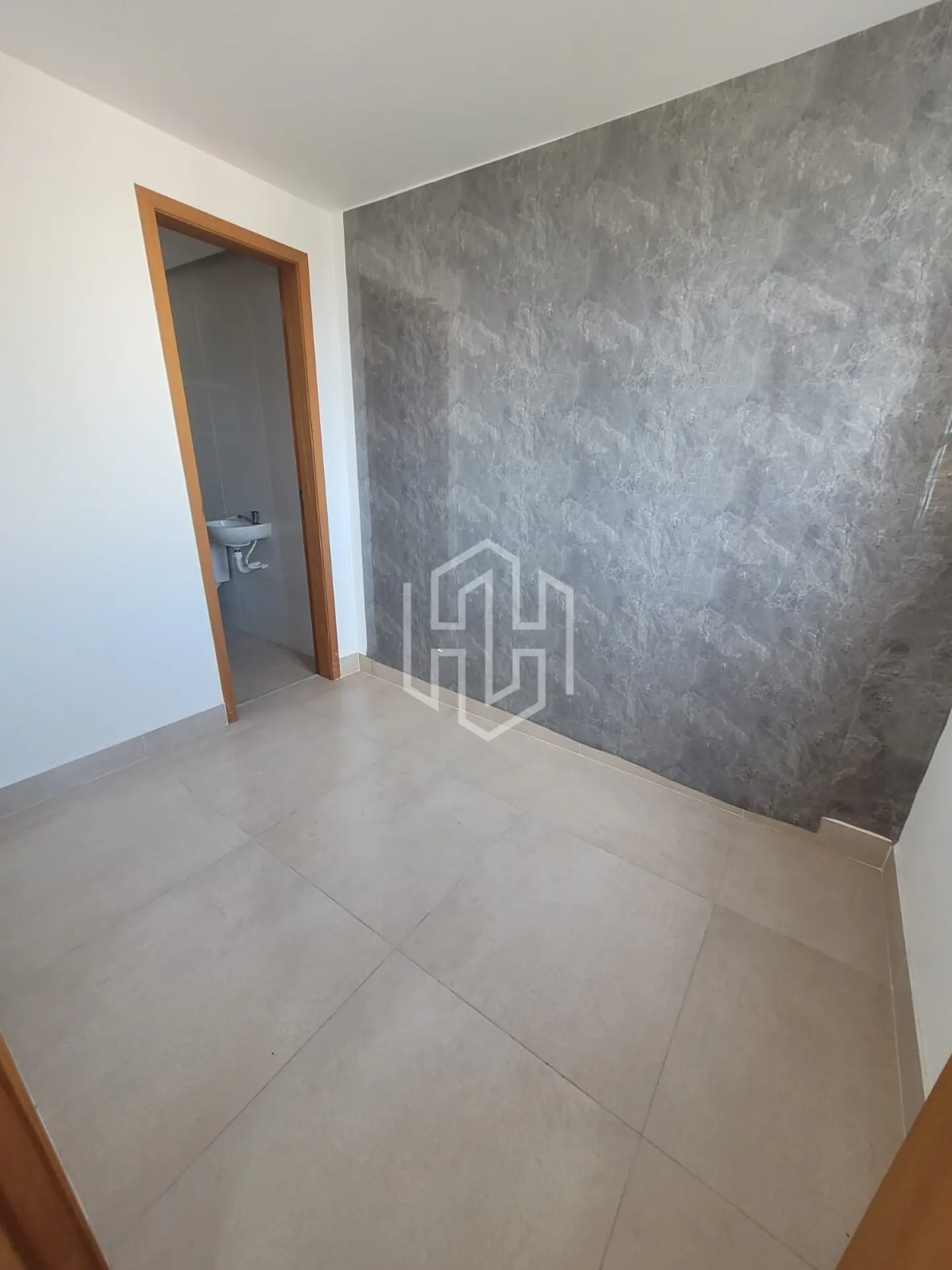 4-bedroom apartment with a water view in Rio de Janeiro — photo 13