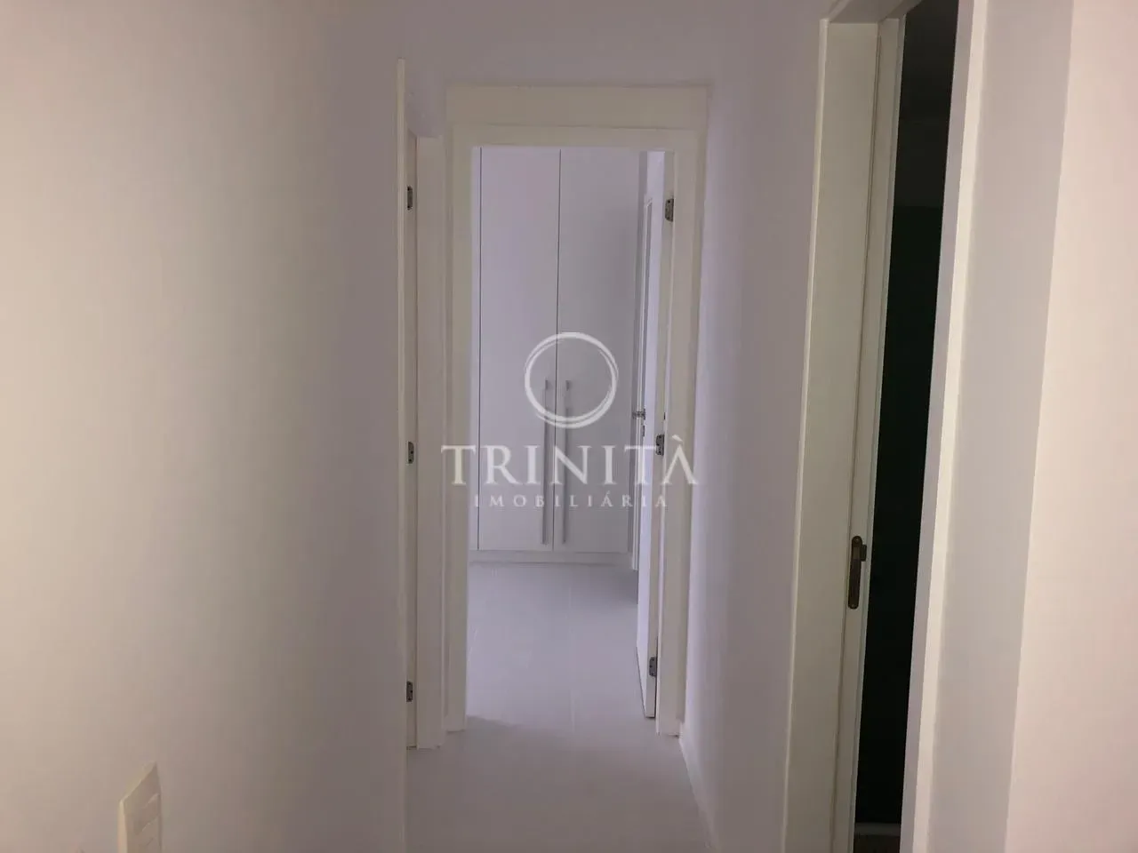 Apartamento de 2 quartos com piscina externa compartilhada — photo 16