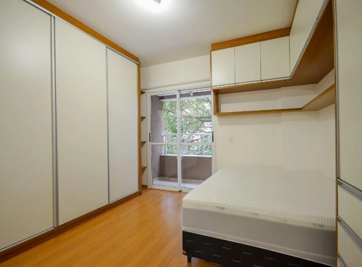 Apartamento mobiliado de 1 quarto com sacada — photo 2