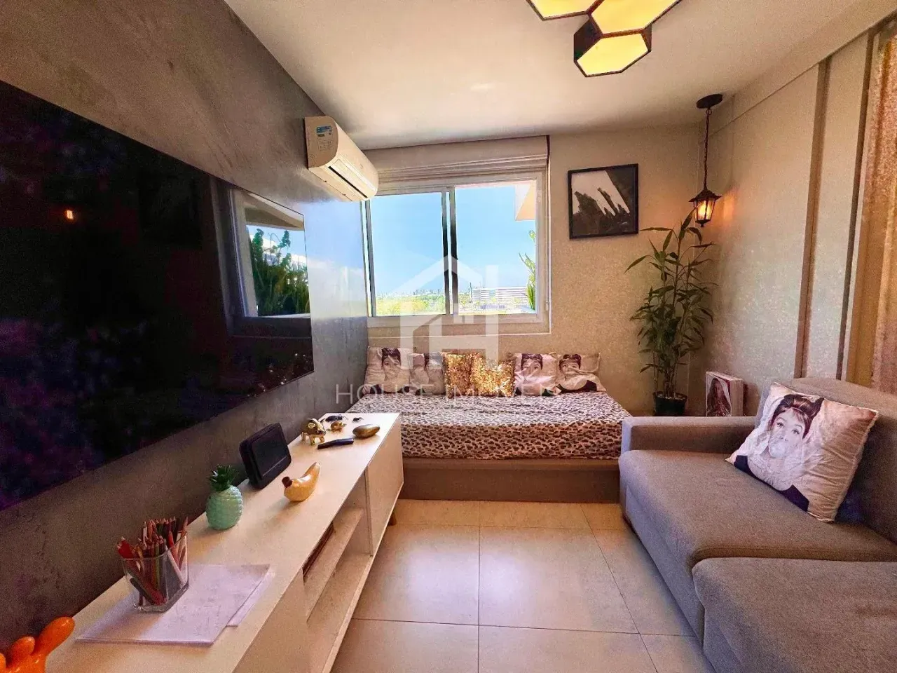 Furnished 65 m² apartment with 1 en-suite and 1 parking space — photo 17