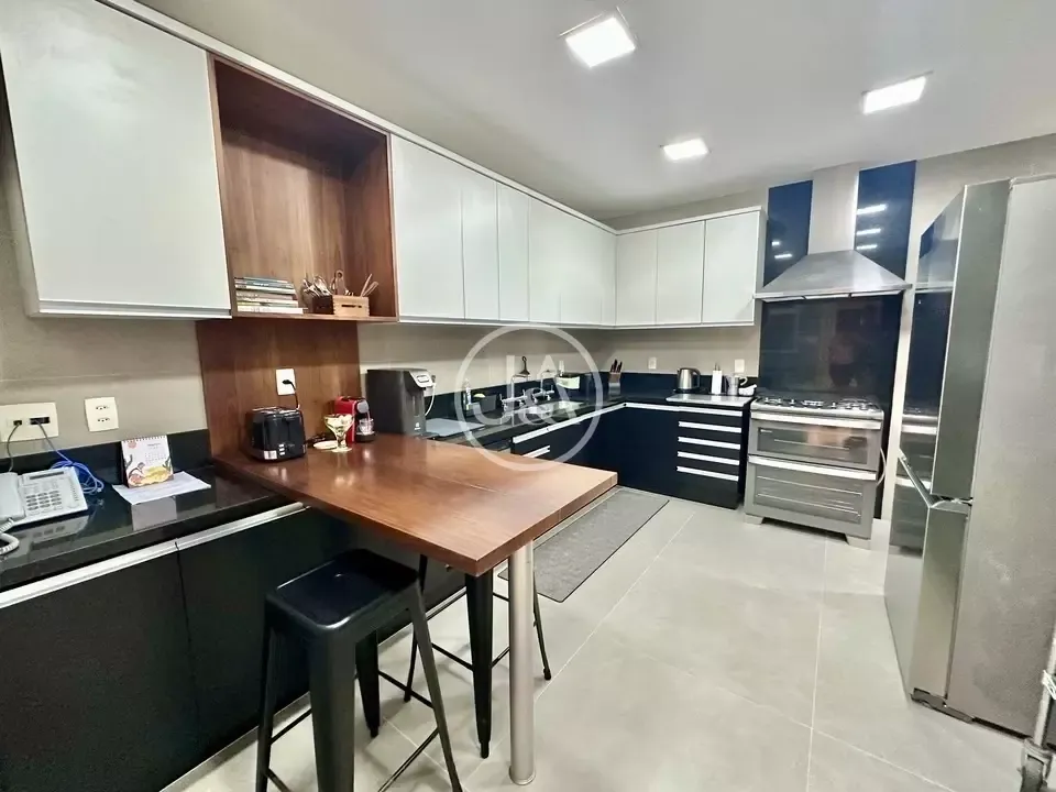 Apartamento amueblado con 3 dormitorios y cocina abierta — photo 11