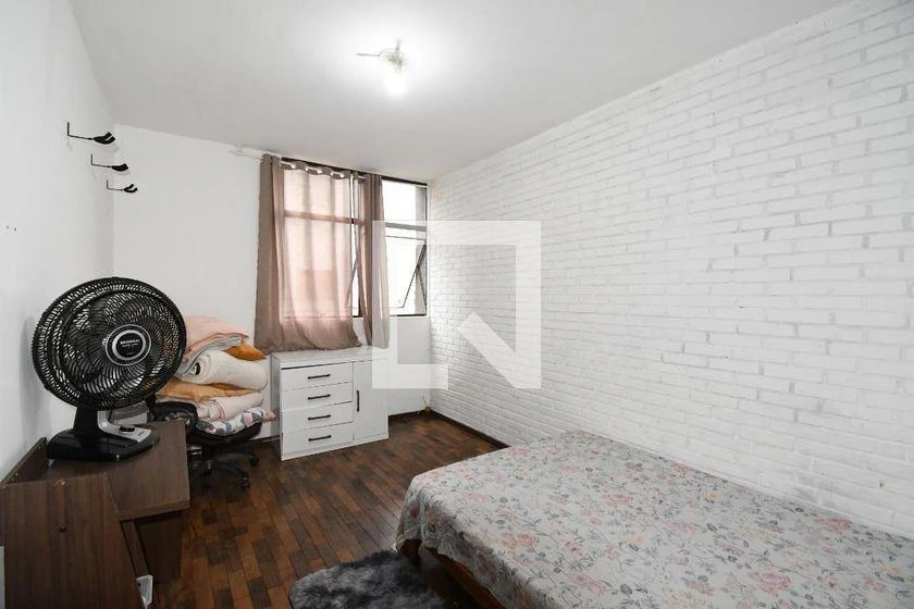 3-bedroom apartment with a bathtub in Curitiba — photo 21