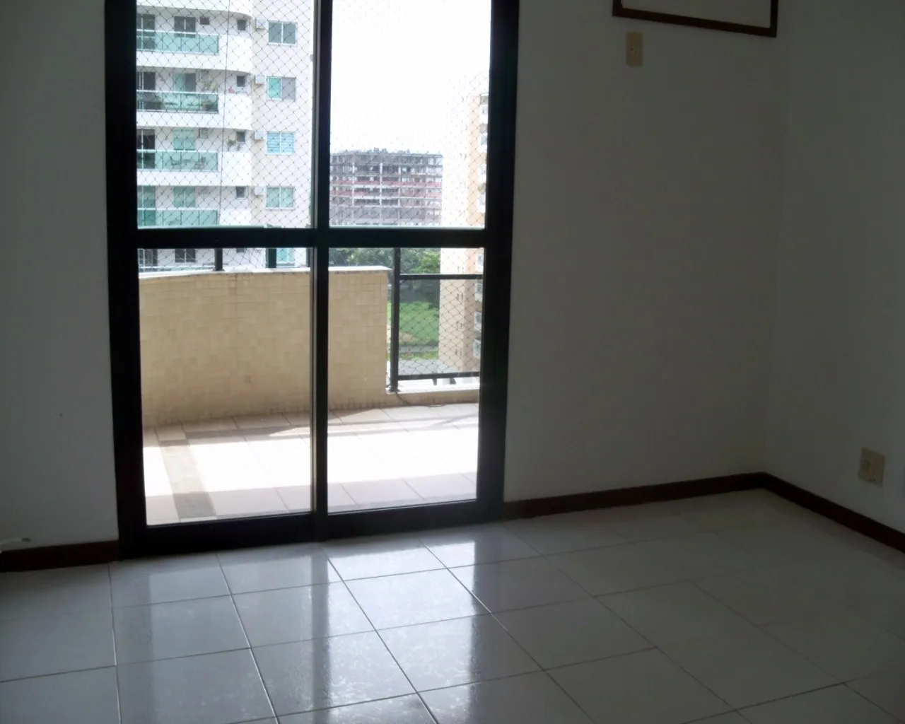 Apartamento sem mobília com 4 quartos e 3 banheiros — photo 9