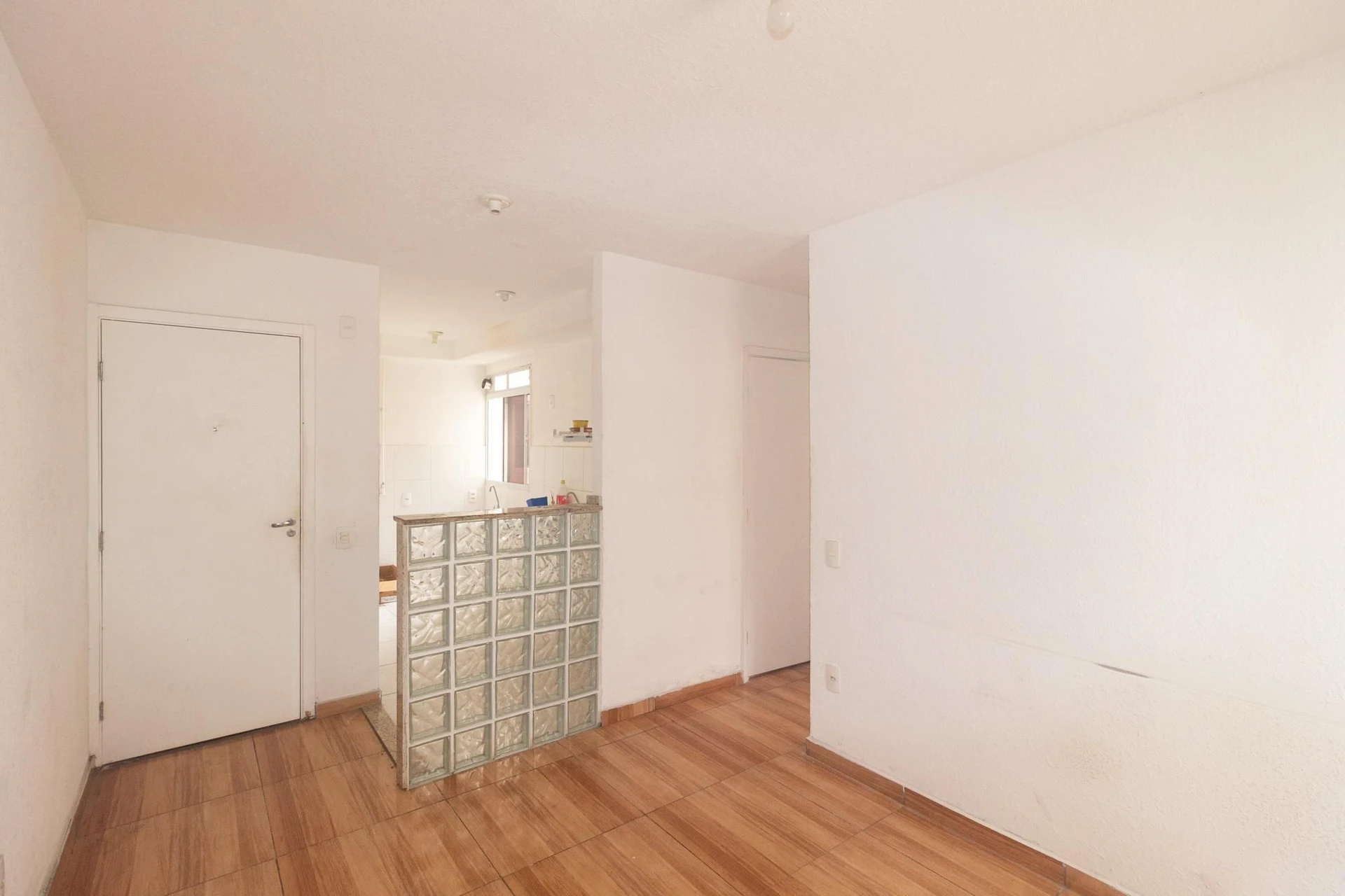 2-bedroom apartment with parking and gas cooking — photo 16