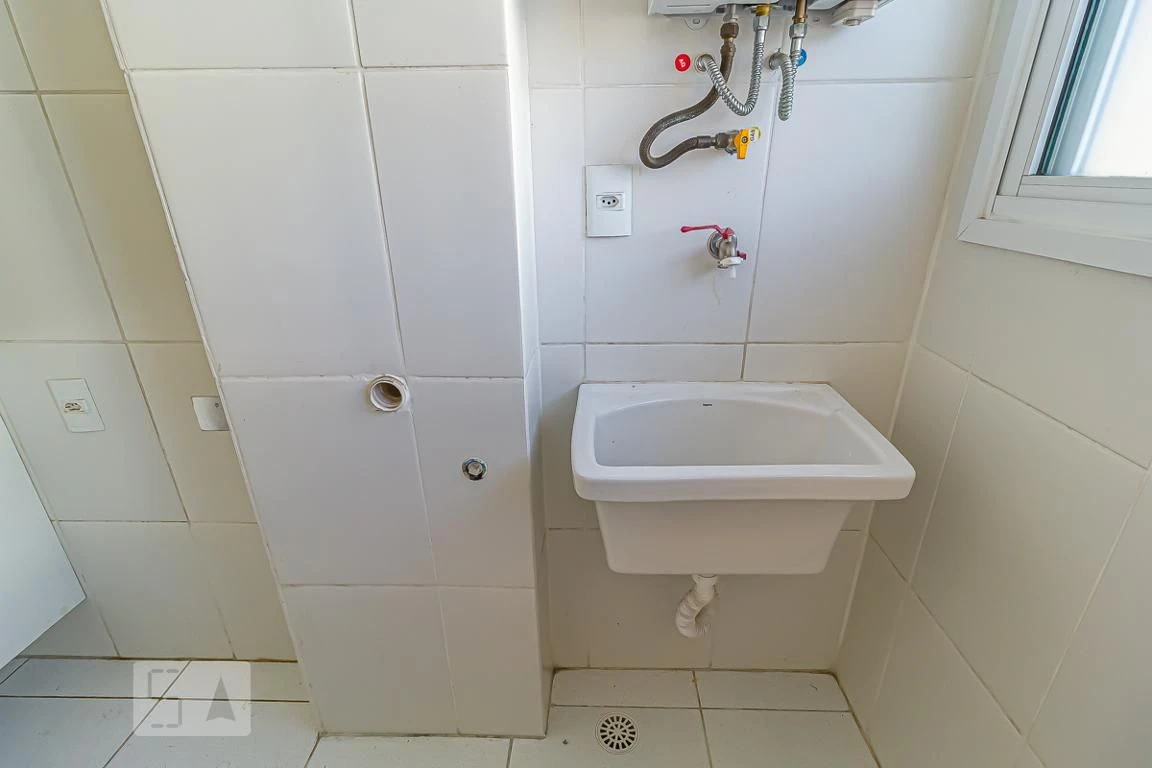 2-bedroom apartment with 1 suite and private balcony BBQ — photo 57
